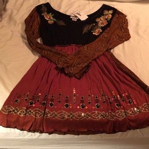 Krista Lee art tunic